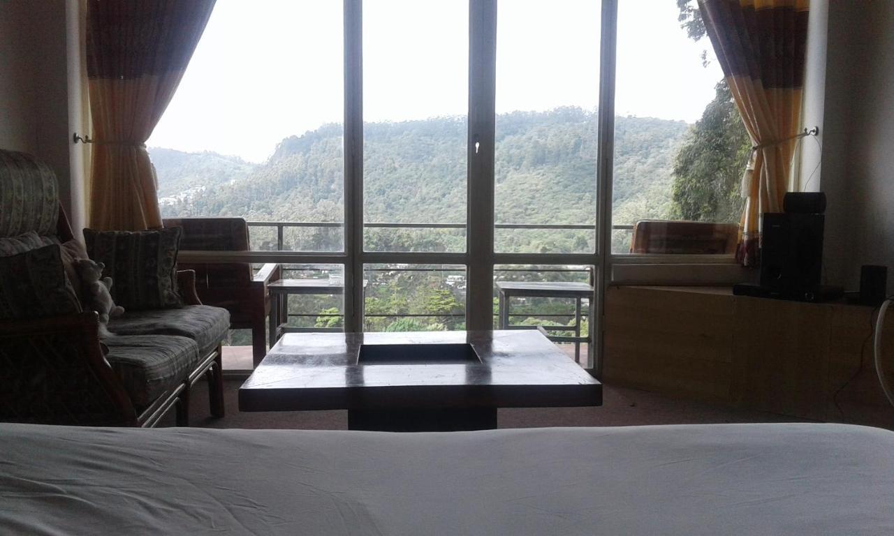 Woods Hut Apartment Nuwara Eliya Bagian luar foto
