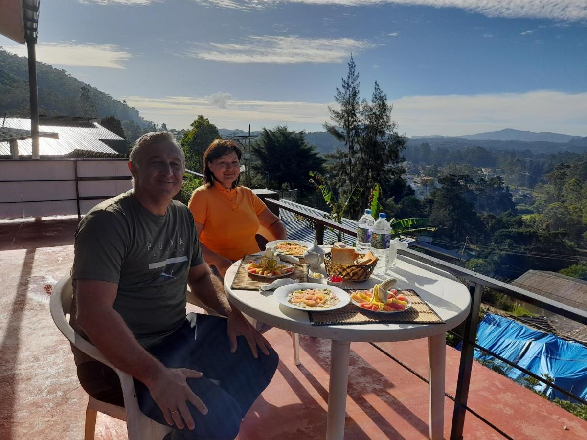 Woods Hut Apartment Nuwara Eliya Bagian luar foto