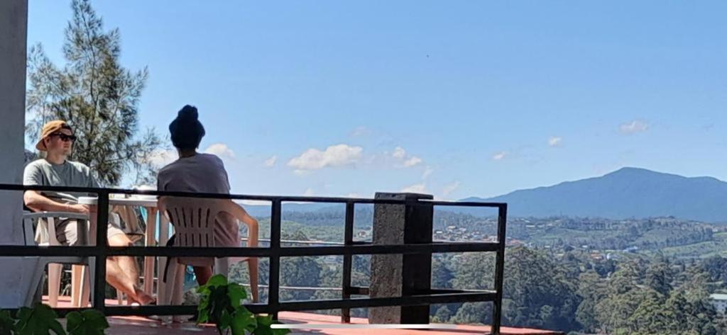 Woods Hut Apartment Nuwara Eliya Bagian luar foto