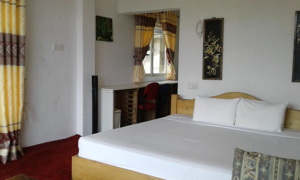 Woods Hut Apartment Nuwara Eliya Bagian luar foto
