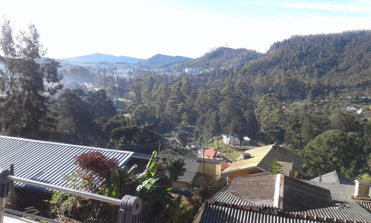 Woods Hut Apartment Nuwara Eliya Bagian luar foto
